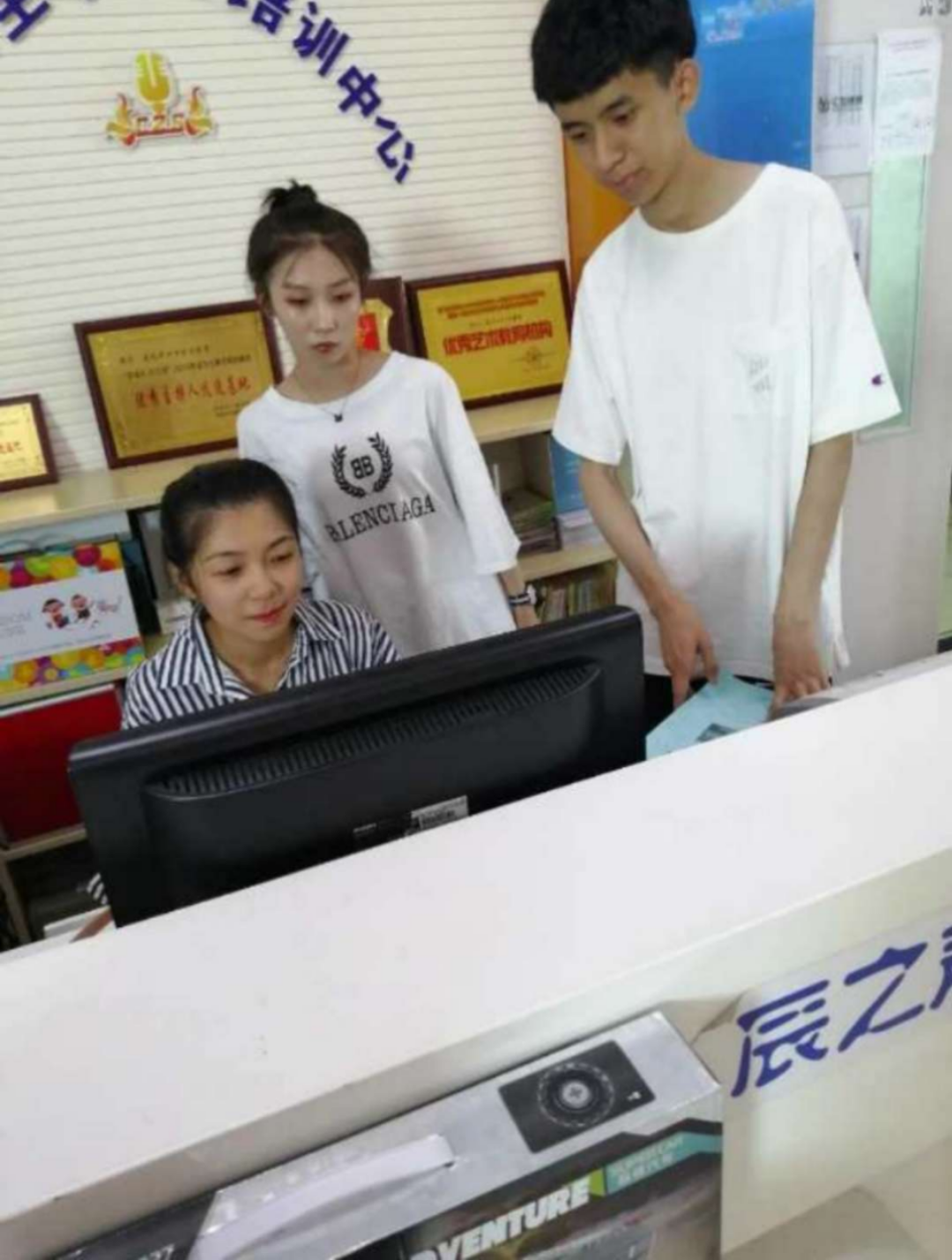 1562037792616344.png 汇智.png